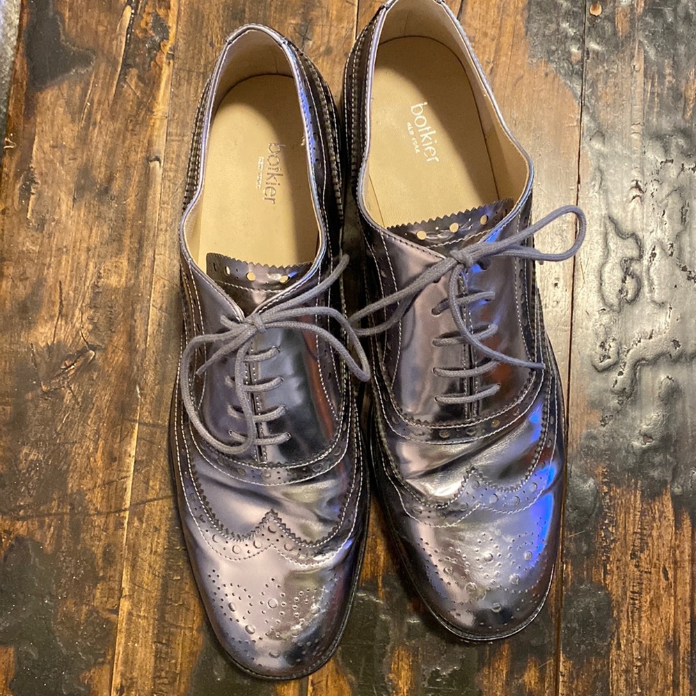Botkier New York Ladies Silver Wingtips